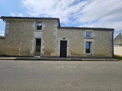 Plan de l'établissement Maison charentaise au Cœur des Vignobles