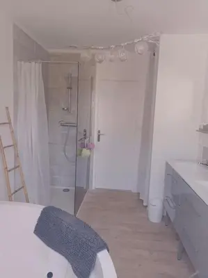 Plan de l'établissement Maison plain pied 2 chambres