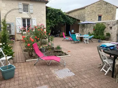 Jardin de l'établissement Chambre améliorée dans petite maisonnette, Au moulin du bonheur
