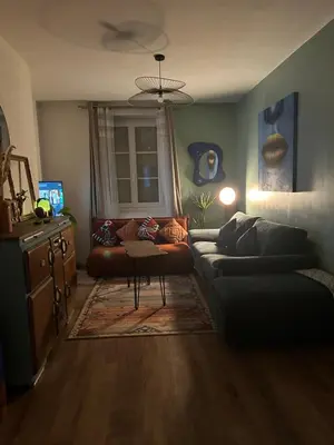 Coin salon dans l'établissement YOUSRA Appartement