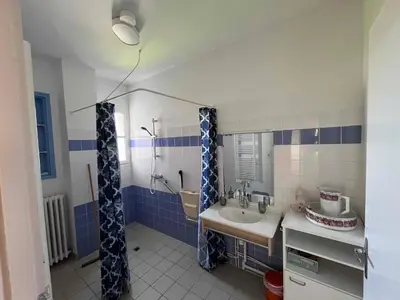 Salle de bains dans l'établissement Gîte 6 à 8 personnes calme et repos