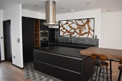 Cuisine ou kitchenette dans l'établissement superbe villa neuve