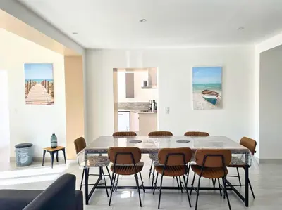 Cuisine ou kitchenette dans l'établissement Le logis des Lilas
