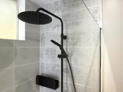 Salle de bains dans l'établissement Cozy Niort