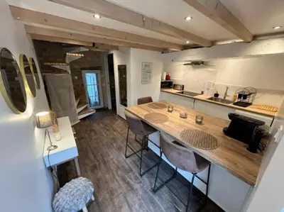 Cuisine ou kitchenette dans l'établissement La Grange des Colporteurs