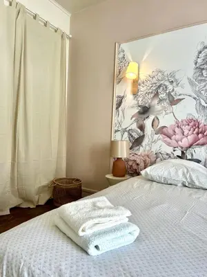 Un ou plusieurs lits dans un hébergement de l'établissement La Lorraine : cosy en centre ville