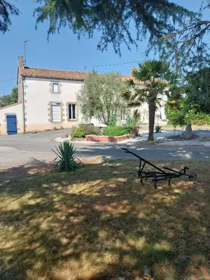 Jardin de l'établissement Au granit bleu