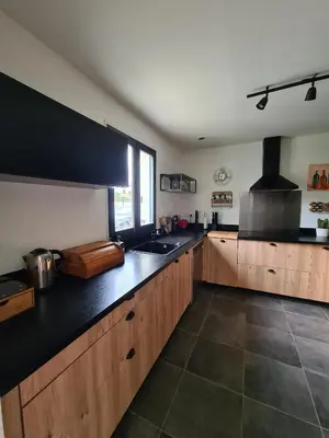 Cuisine ou kitchenette dans l'établissement Villa Angoulême