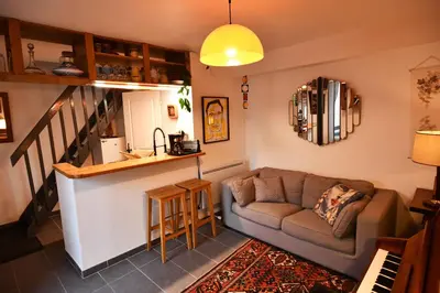 Coin salon dans l'établissement la petite maison pour deux