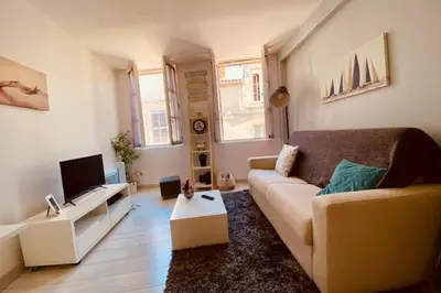 Coin salon dans l'établissement Bright duplex 50m from the port of La Rochelle