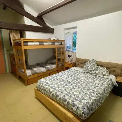 chambre 4 personnes avec entrée indépendante