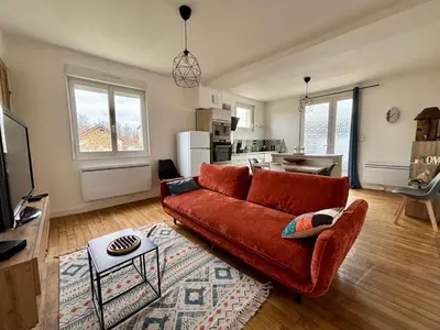 Télévision ou salle de divertissement dans l'établissement Maison 4 couchages