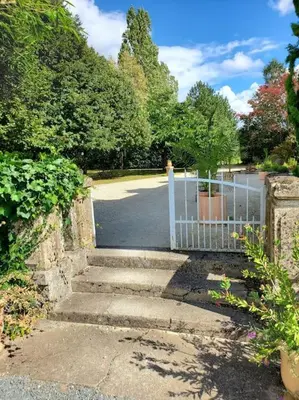 Jardin de l'établissement La Grelauderie 7