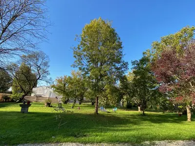 Jardin de l'établissement Sylo-V CHAMBRE EDGAR