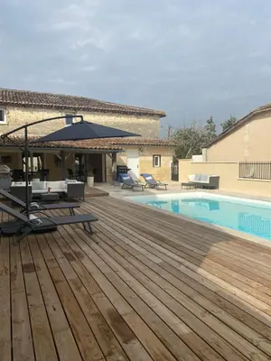 Piscine de l'établissement Le Braye ou située à proximité