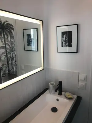 Salle de bains dans l'établissement L'heure bleue
