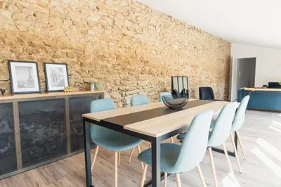 Plan de l'établissement Le Grand Verger : gîte familial avec piscine