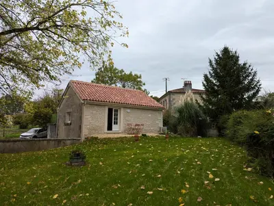 Jardin de l'établissement Gîte du moulin de la motte