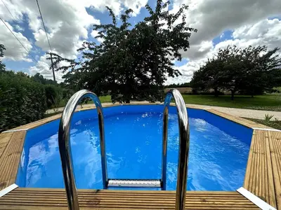 Piscine de l'établissement Esprit Charentais - The Byre ou située à proximité