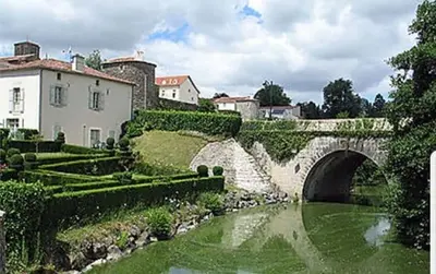 Jardin de l'établissement Arc en Ciel