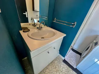 Salle de bains dans l'établissement Le Saint-Eloi