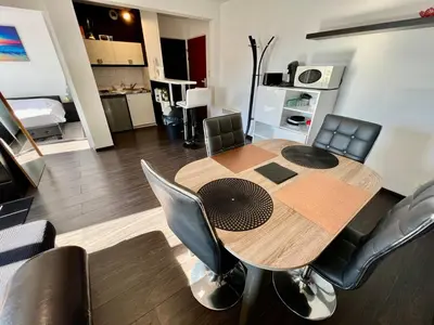 Cuisine ou kitchenette dans l'établissement Le Saint-Eloi