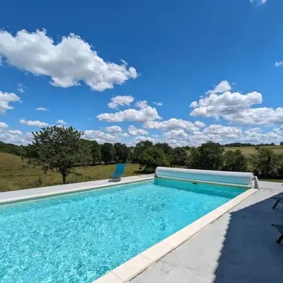 Maison spacieuse avec piscine privée