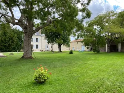 Jardin de l'établissement Château EMILE HAROCH