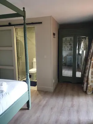Un ou plusieurs lits dans un hébergement de l'établissement La Maison Ronde