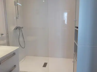 Salle de bains dans l'établissement Domaine de Fontcouverte - Gîte