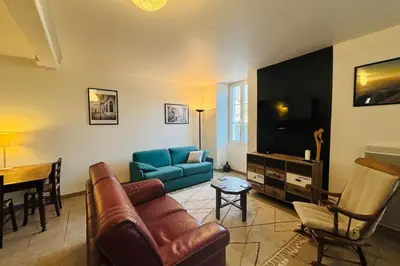 Coin salon dans l'établissement Le Faubourg