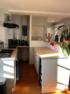 Cuisine ou kitchenette dans l'établissement Appartement Charlie, Wifi, Charme, Centre Historique