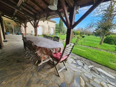 Jardin de l'établissement Spacious house with large garden in Valdivienne