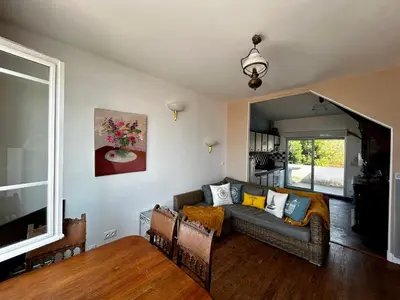 Coin salon dans l'établissement Villa Océan- Vue imprenable sur la côte Atlantique