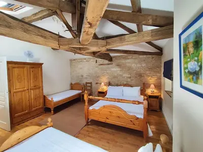 Un ou plusieurs lits dans un hébergement de l'établissement Limort Farmhouse