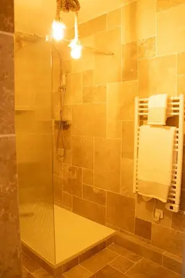 Salle de bains dans l'établissement A la beun'escale