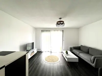 Coin salon dans l'établissement Aigues Marines - Appartement spacieux avec parking et terrasse