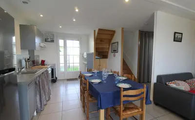 Cuisine ou kitchenette dans l'établissement La Croix du Sud 20 allée de Candé 17138 Saint-XANDRE