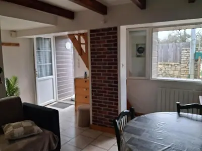 Coin salon dans l'établissement Gîte à la campagne en pays mellois