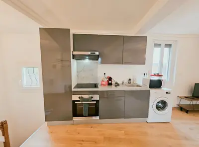 Cuisine ou kitchenette dans l'établissement Appartement paisible proche centre