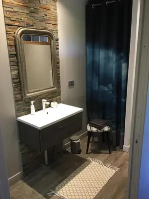 Salle de bains dans l'établissement Moulin De Coupigny