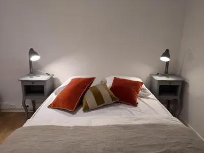Un ou plusieurs lits dans un hébergement de l'établissement Gîte charmant avec terrasse privative, animaux admis - FR-1-653-275