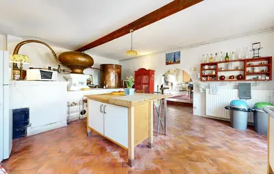 Cuisine ou kitchenette dans l'établissement The River House