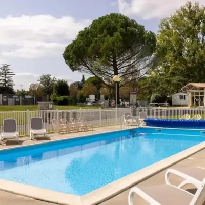 ZEcamping 3 animaux acceptés piscine et restaurant