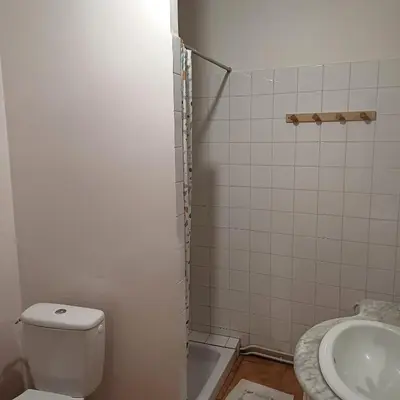 Salle de bains dans l'établissement Gîte la maison du bonheur