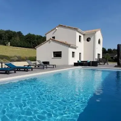 Magnifique villa 5 étoiles avec piscine proche Futuroscope & Golf