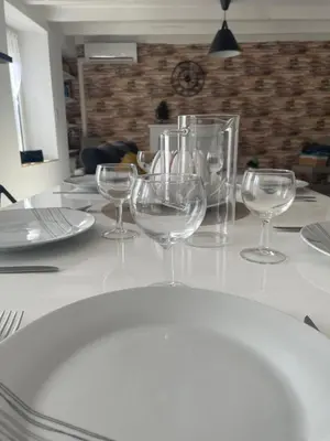 Boissons dans l'établissement Escapade poitevine - Maison climatisée avec 3 Ch - 4 min Futuroscope et Aquascope