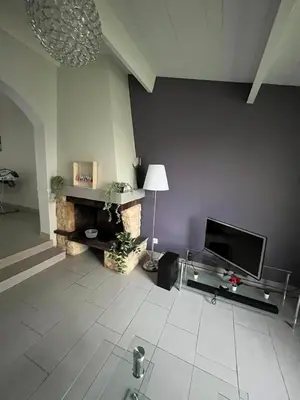 Télévision ou salle de divertissement dans l'établissement appartement entier quartier calme
