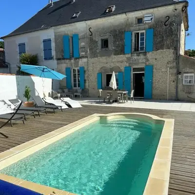 Stunning Maison du Maitre near Cognac private pool