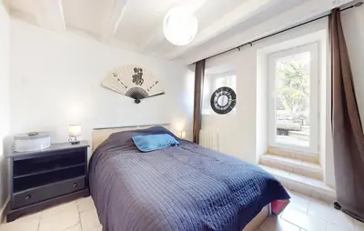 Un ou plusieurs lits dans un hébergement de l'établissement Awesome Home In Tonnay-Boutonne
